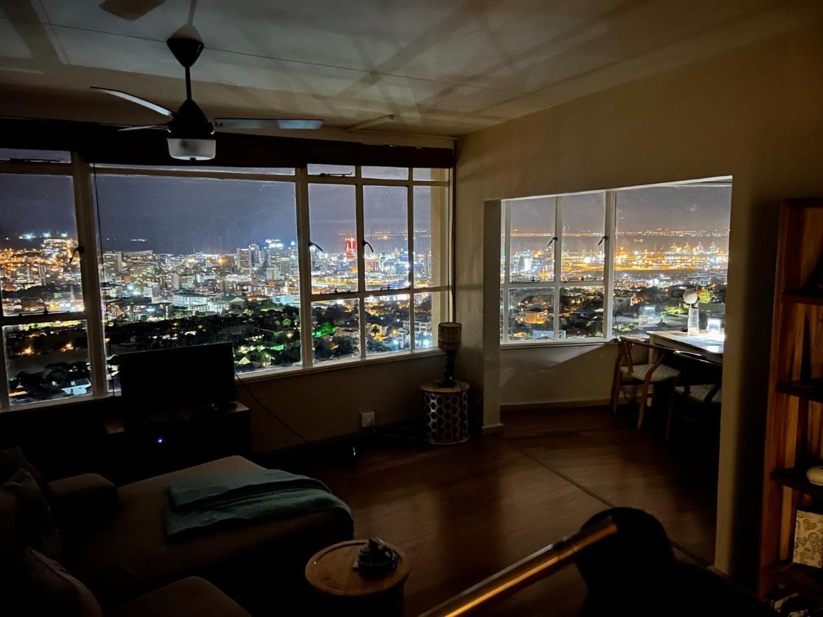 Breathtaking Views, Brand New Renovated Apartment 케이프타운 외부 사진