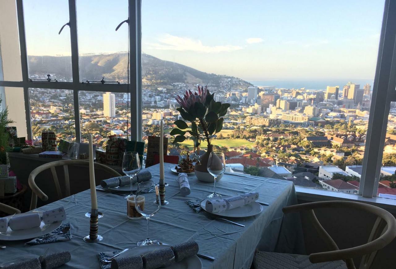 Breathtaking Views, Brand New Renovated Apartment 케이프타운 외부 사진