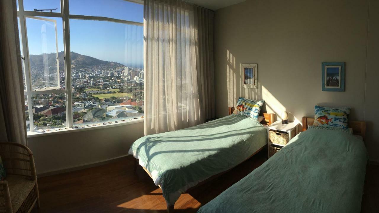 Breathtaking Views, Brand New Renovated Apartment 케이프타운 외부 사진