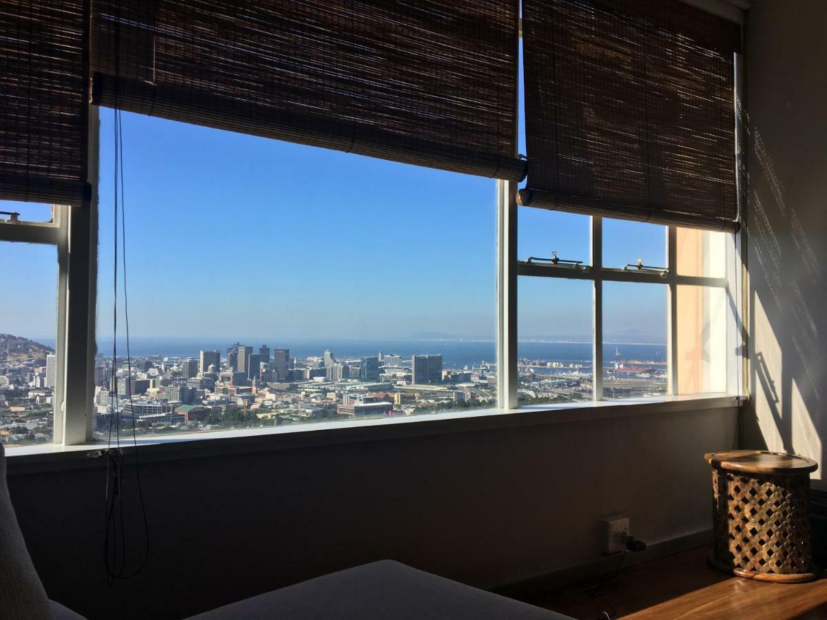 Breathtaking Views, Brand New Renovated Apartment 케이프타운 외부 사진