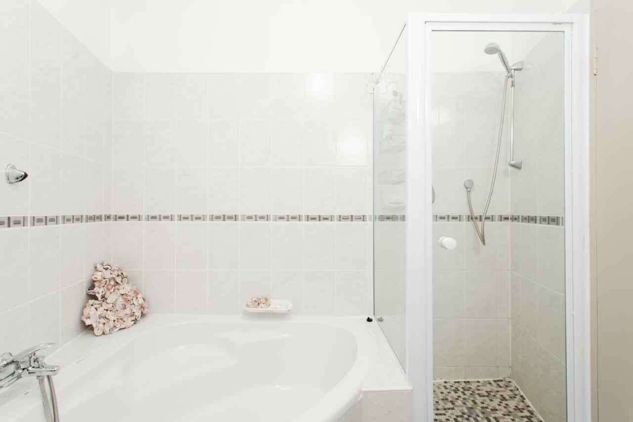 Breathtaking Views, Brand New Renovated Apartment 케이프타운 외부 사진