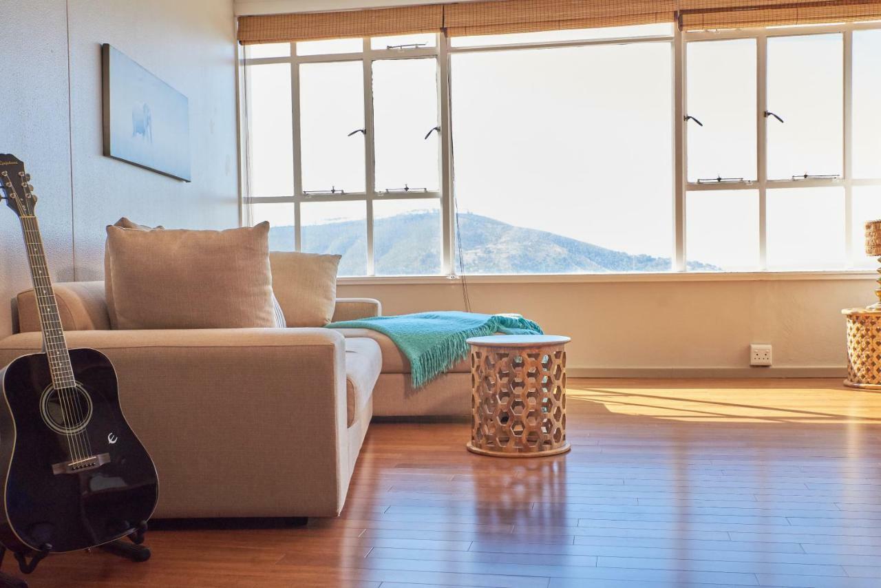 Breathtaking Views, Brand New Renovated Apartment 케이프타운 외부 사진