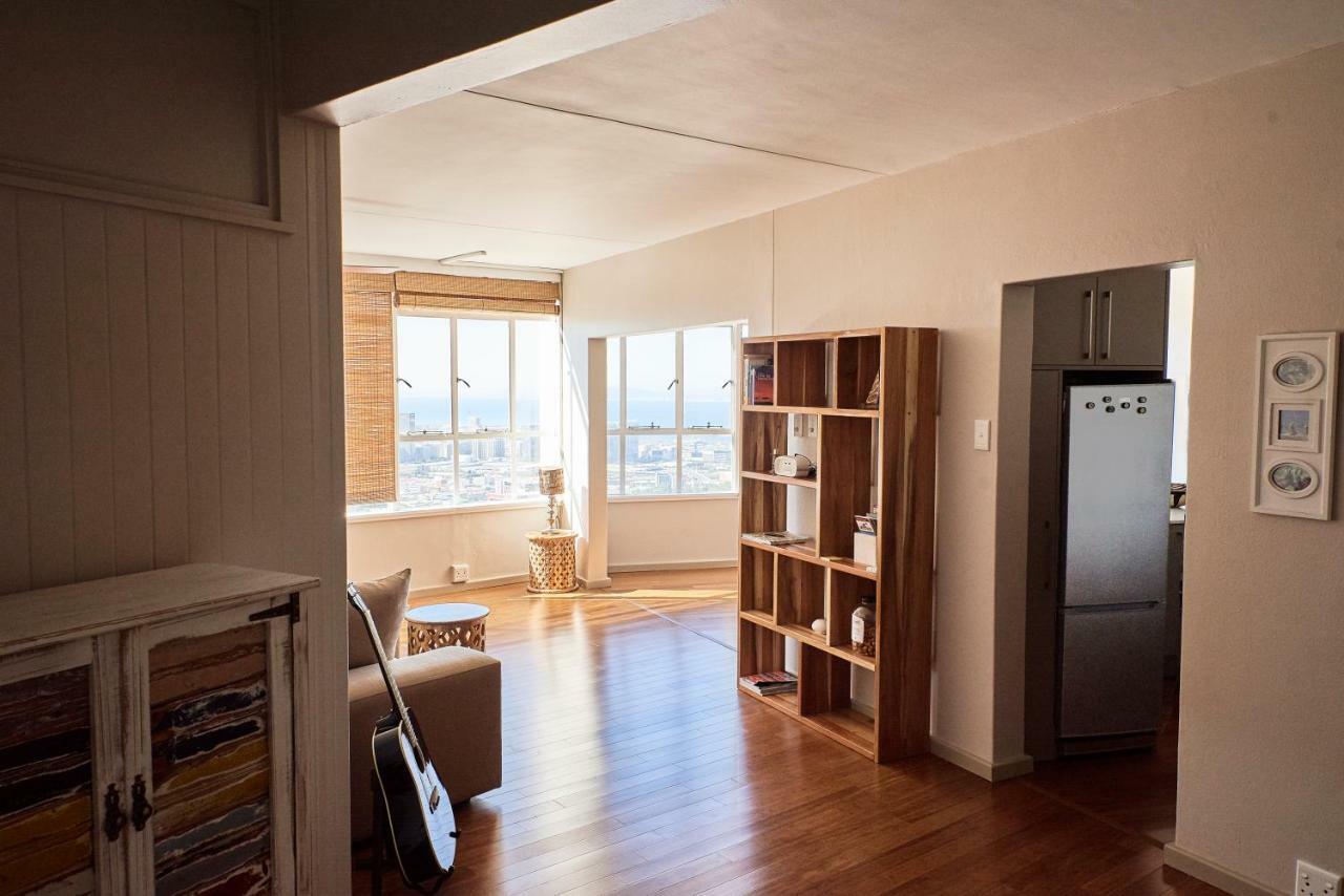 Breathtaking Views, Brand New Renovated Apartment 케이프타운 외부 사진